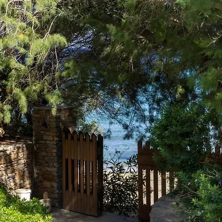 Sun-rock House By The Sea By Andros Collection Ferienhaus